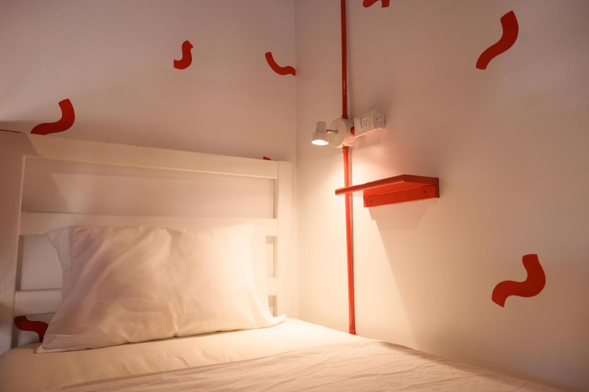 Macarena Hostel フローレス エクステリア 写真